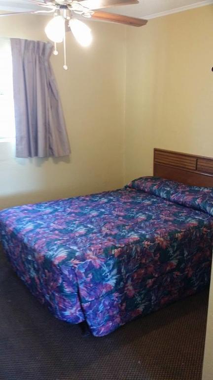 Cooks Motel Панама Сити Бийч Екстериор снимка