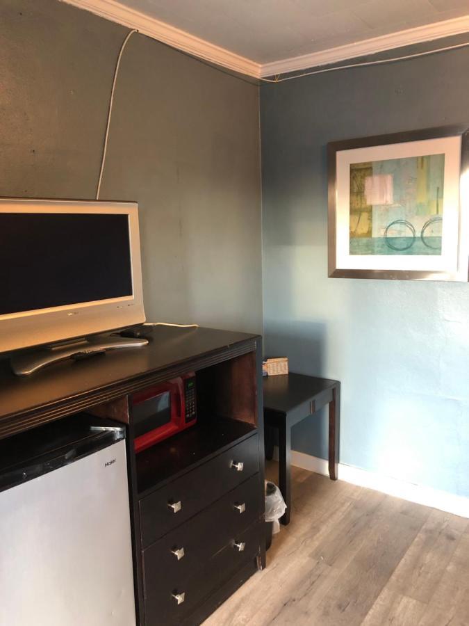 Cooks Motel Панама Сити Бийч Екстериор снимка