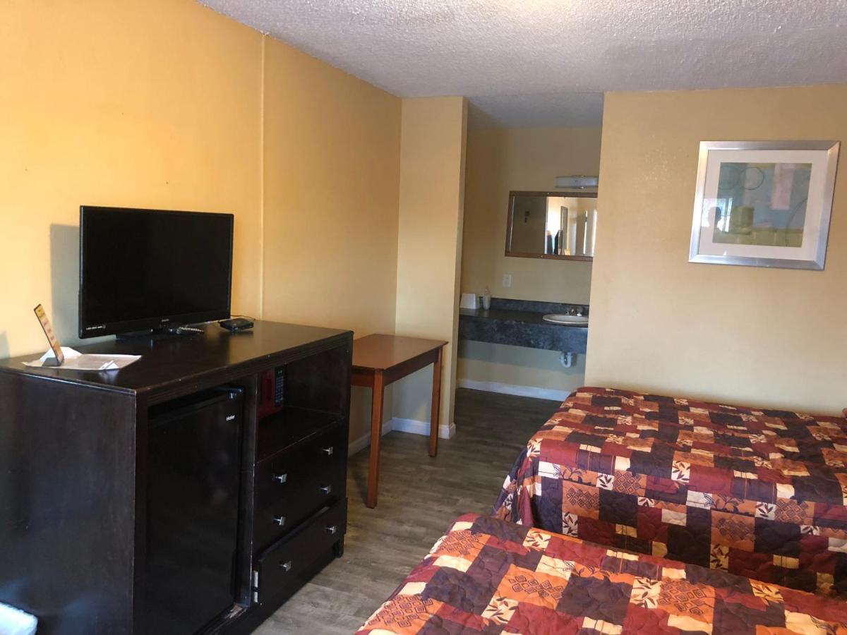 Cooks Motel Панама Сити Бийч Екстериор снимка