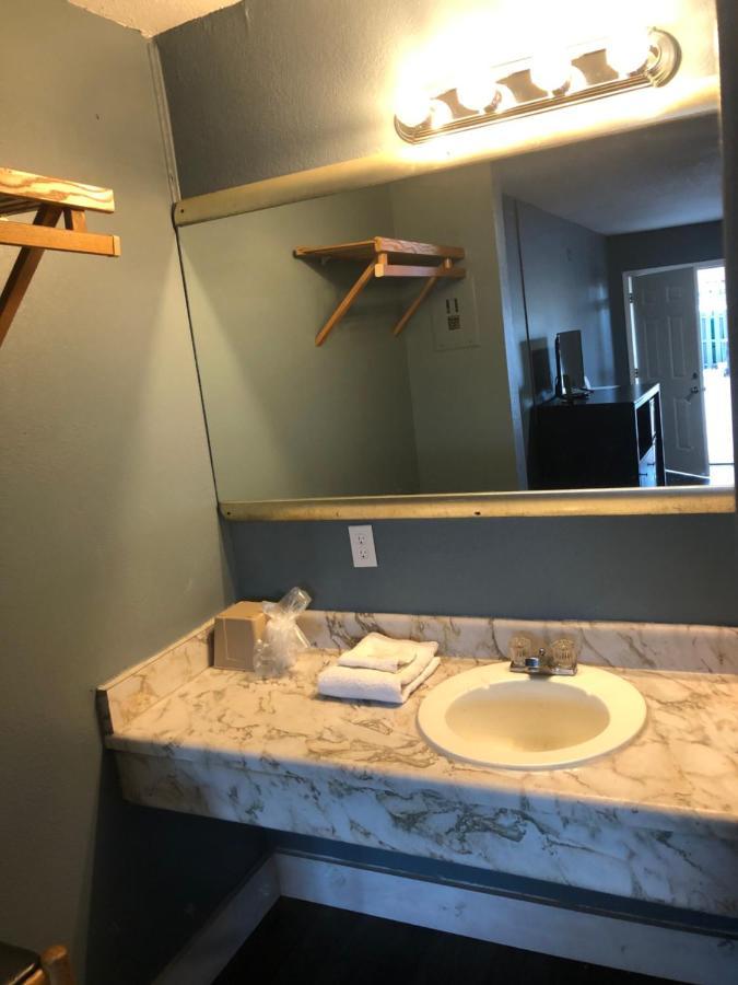 Cooks Motel Панама Сити Бийч Екстериор снимка